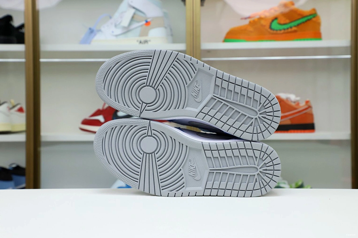 OG 'HYPER HIGH RETRO JORDAN 1 ROYAL' AIR 1226